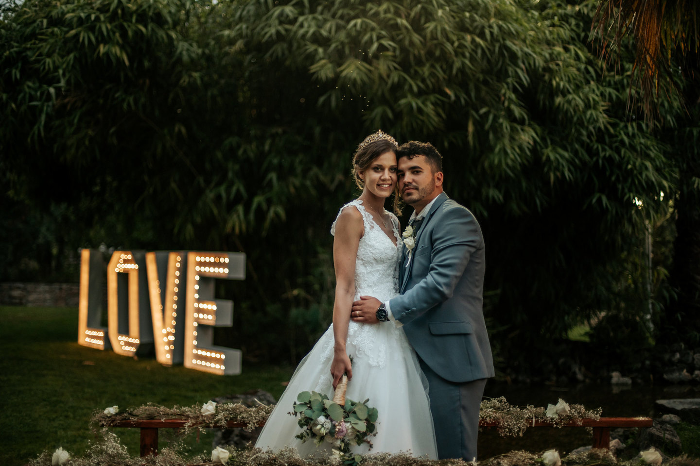 Um casamento abençoado em pleno verão - Melanie e Alvaro