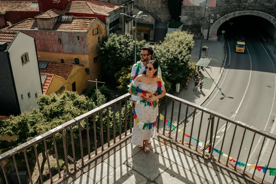 Uma sessão fotográfica no mês do São João pelo Porto - Sofia e Bruno Uma sessão fotográfica no mês do São João pelo Porto - Sofia e Bruno