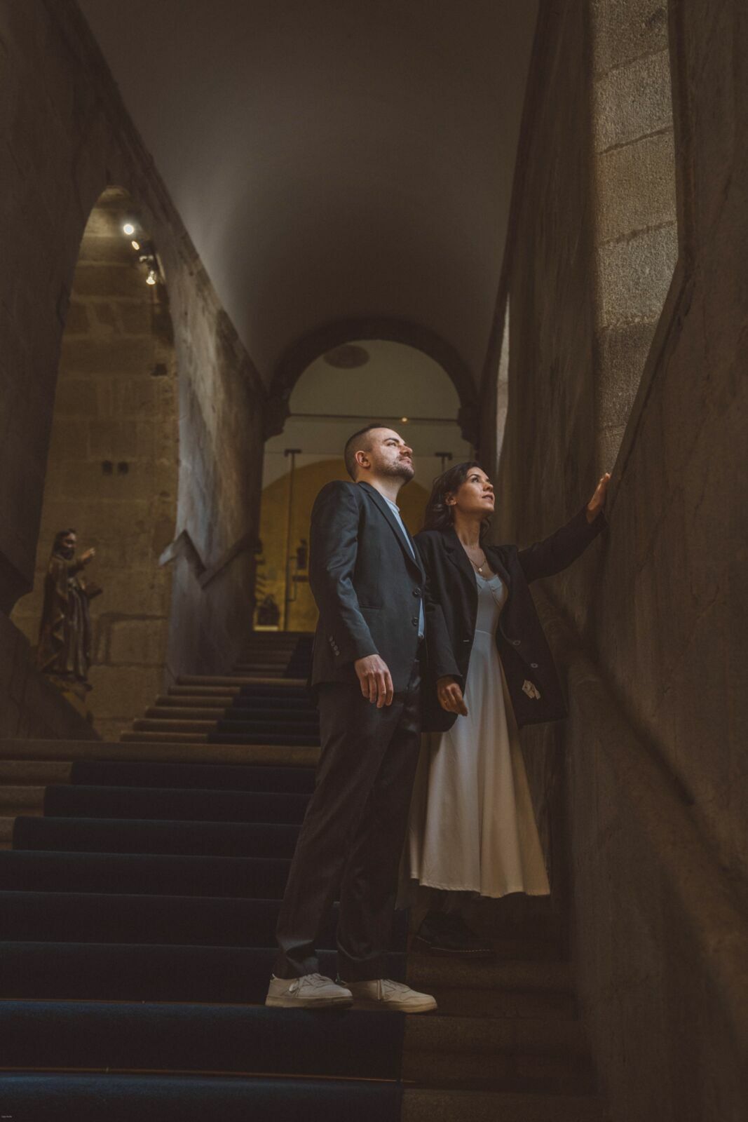 Foto Romana e Tiago – Ensaio de Noivos na Sé de Viseu Foto Romana e Tiago – Ensaio de Noivos na Sé de Viseu - Imagem 5
