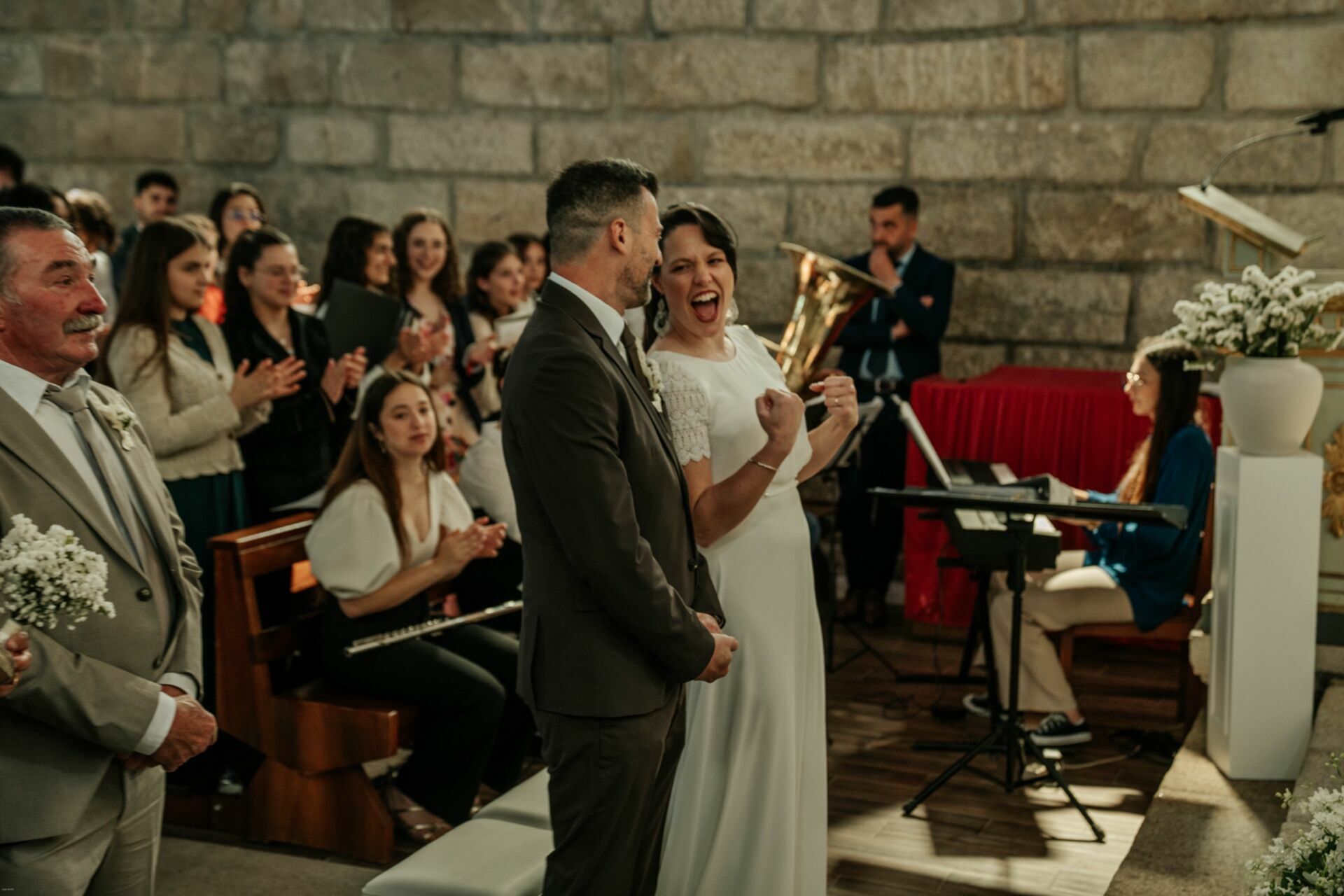 Foto O dia de casamento da Mónica e do André — Um mergulho em emoções verdadeiras Foto O dia de casamento da Mónica e do André — Um mergulho em emoções verdadeiras - Imagem 31