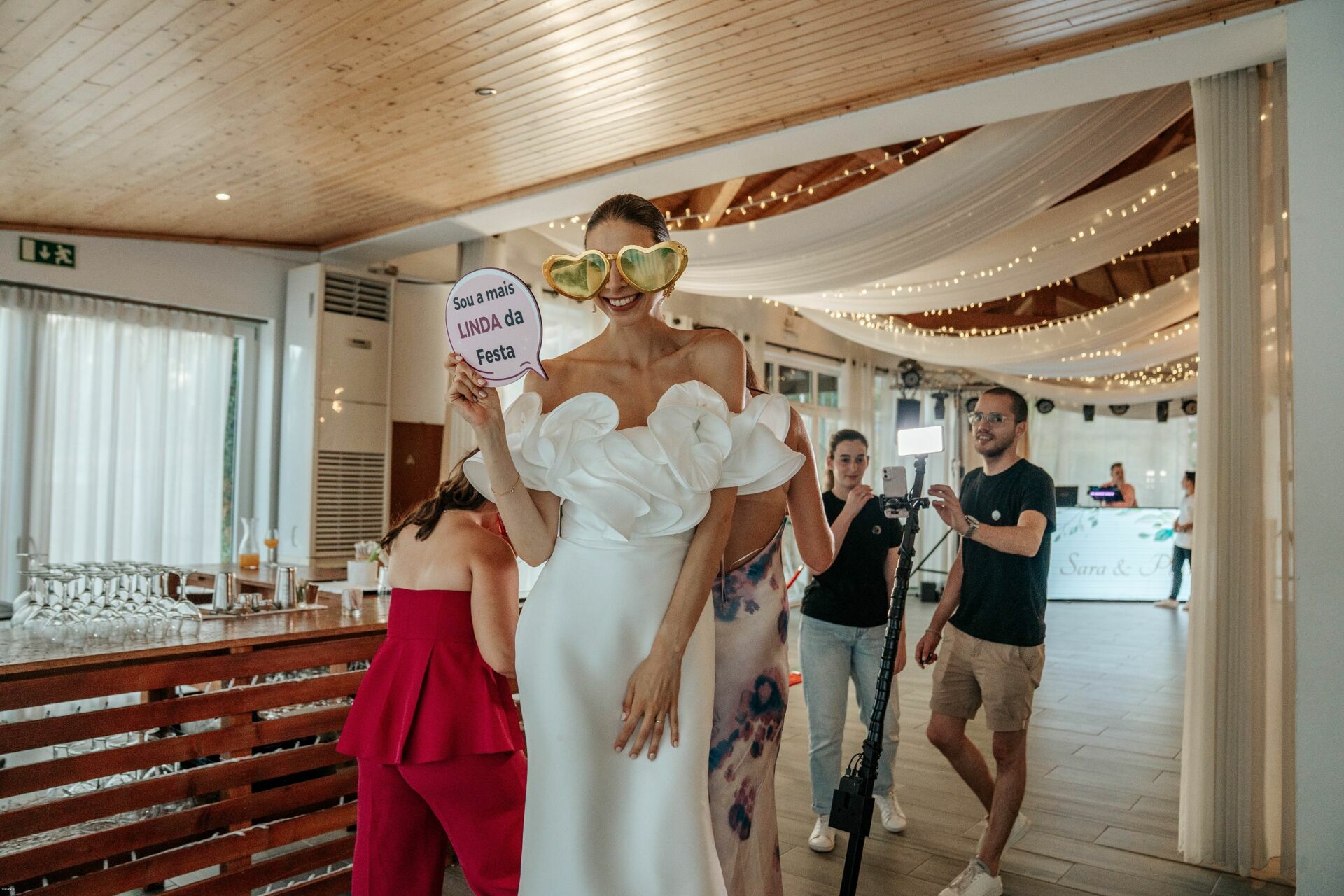 Foto Luz, Emoção e Amor: O Casamento da Sara e do Pedro em Tondela Foto Luz, Emoção e Amor: O Casamento da Sara e do Pedro em Tondela - Imagem 60