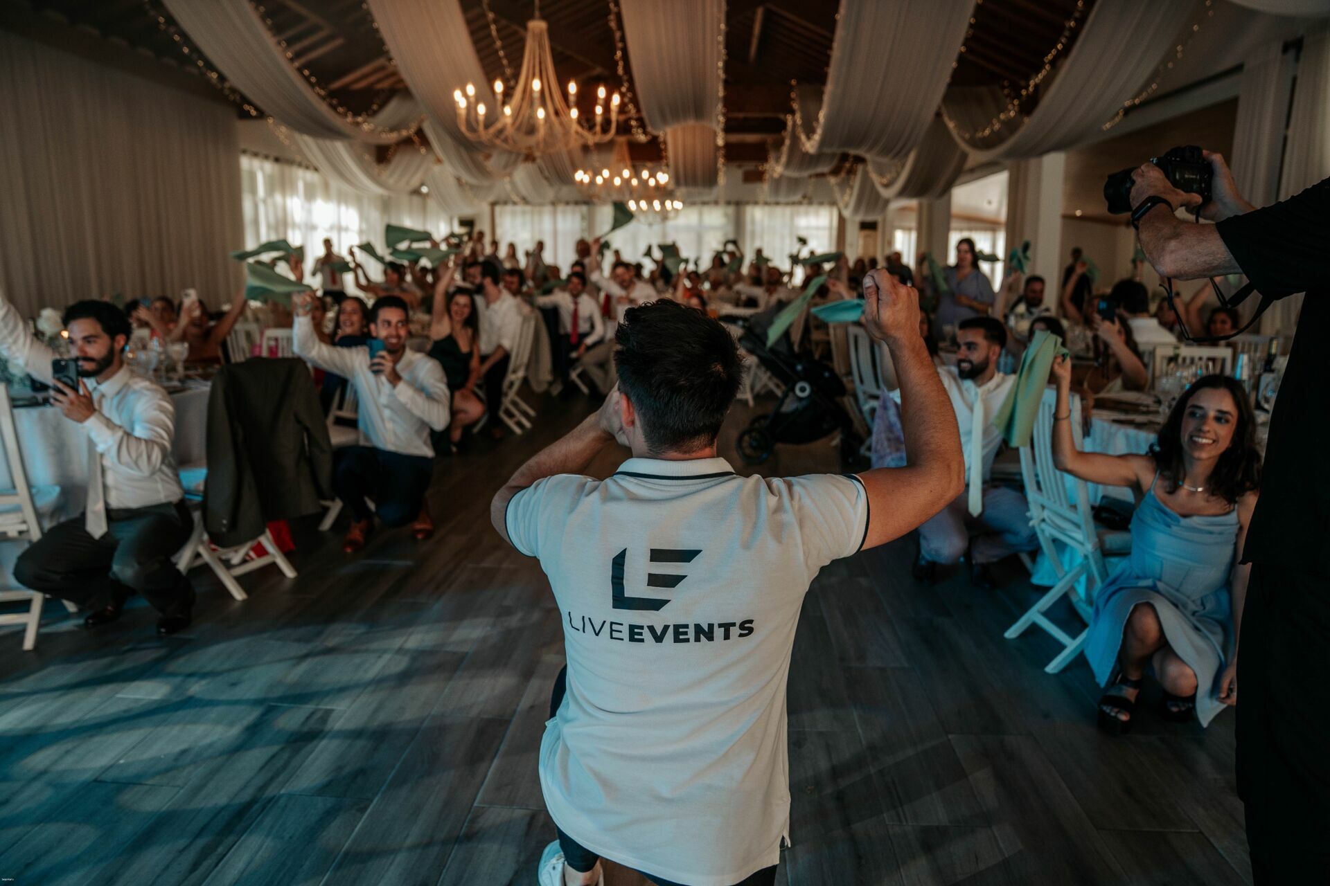 Foto Luz, Emoção e Amor: O Casamento da Sara e do Pedro em Tondela Foto Luz, Emoção e Amor: O Casamento da Sara e do Pedro em Tondela - Imagem 44