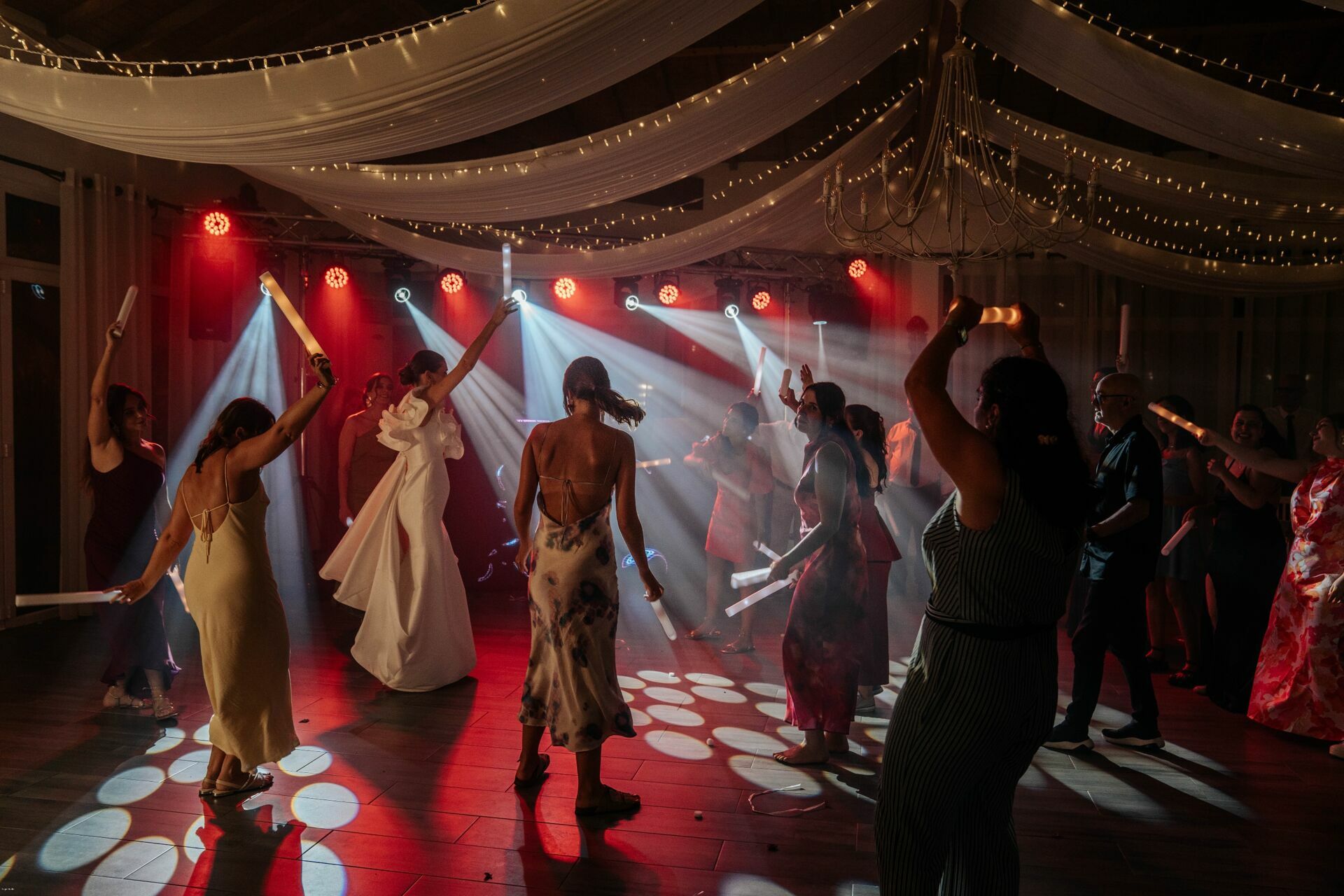 Foto Luz, Emoção e Amor: O Casamento da Sara e do Pedro em Tondela Foto Luz, Emoção e Amor: O Casamento da Sara e do Pedro em Tondela - Imagem 66