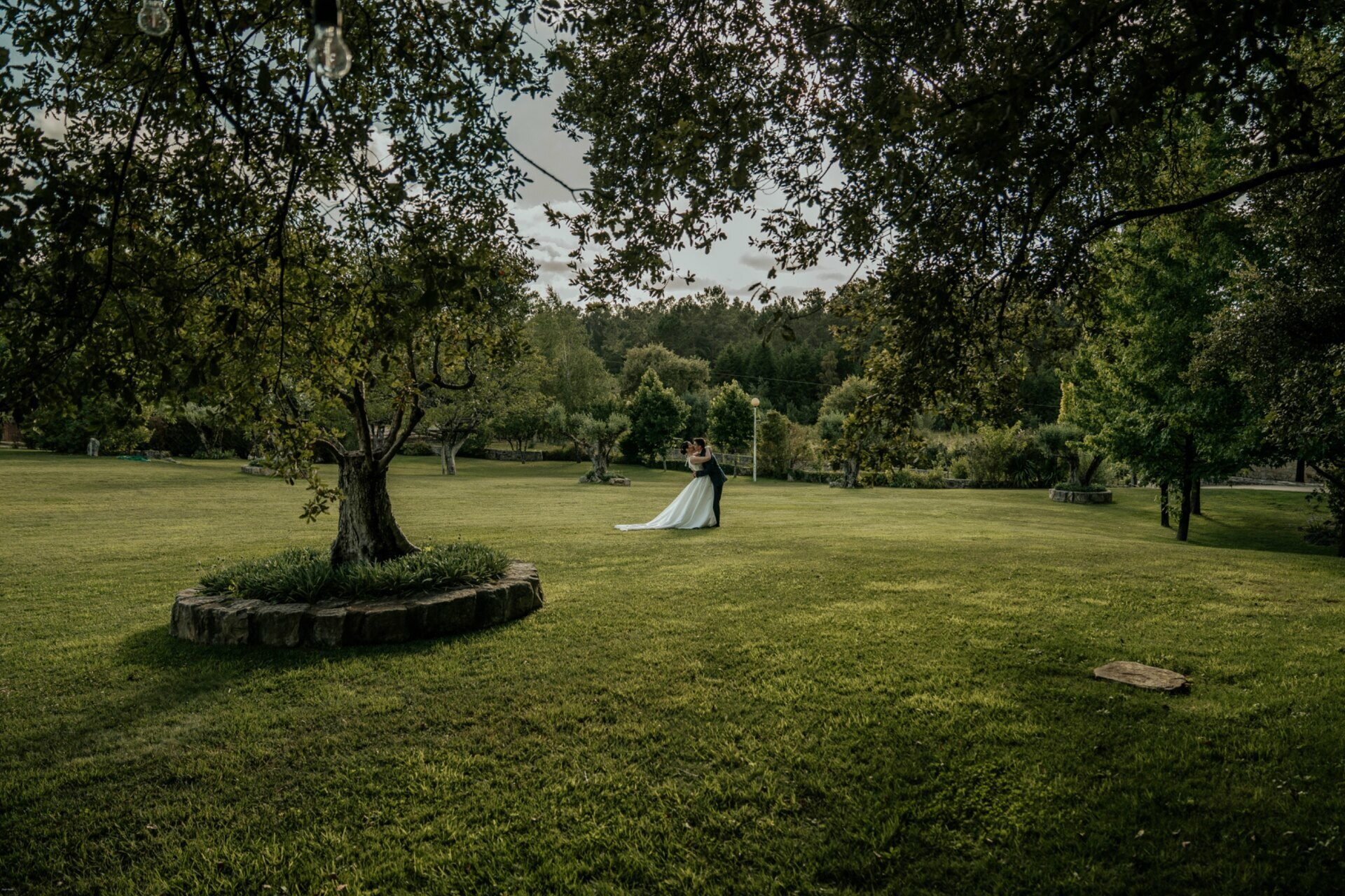 Casamento na Sé Nova de Coimbra e Quinta da Couceira: Elodie & Bruno