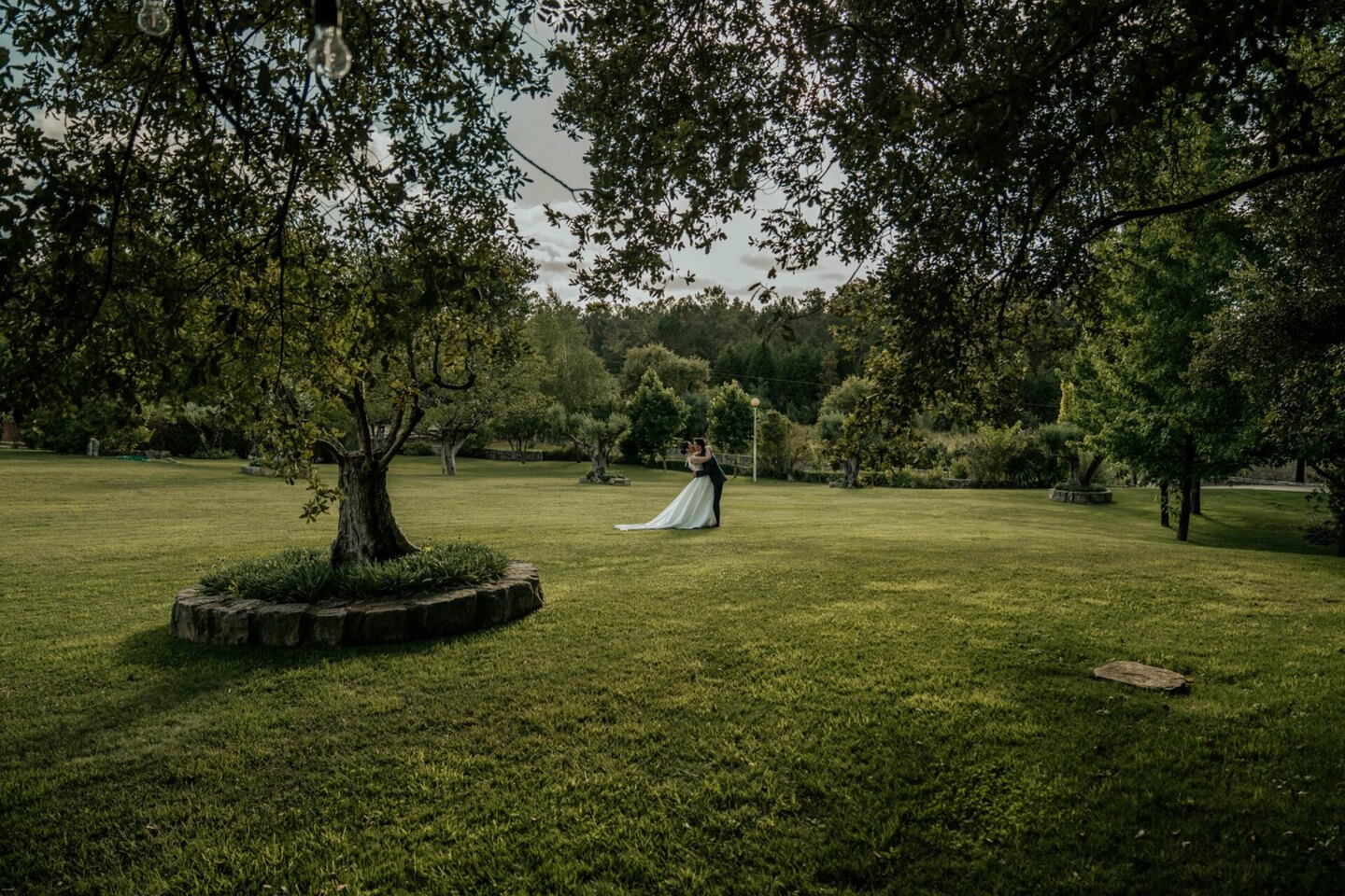 Casamento na Sé Nova de Coimbra e Quinta da Couceira: Elodie & Bruno