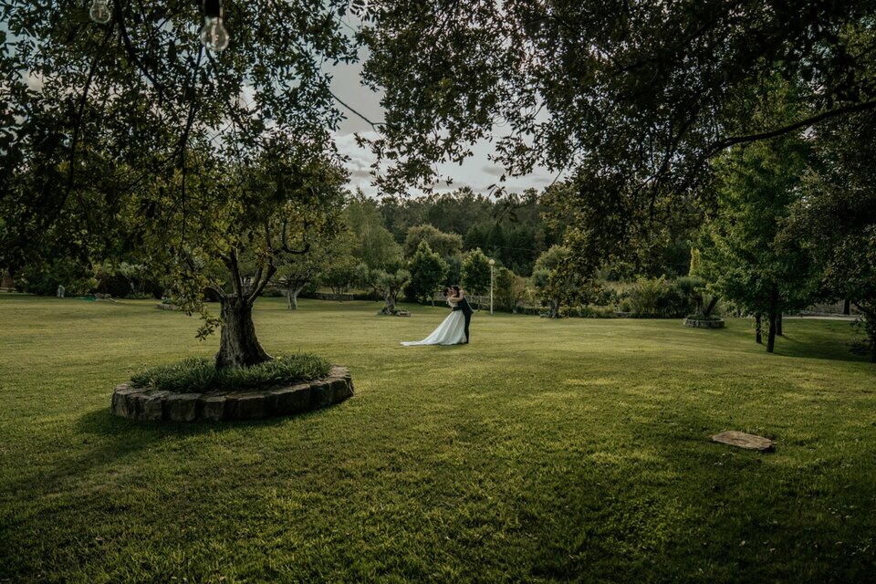 Casamento na Sé Nova de Coimbra e Quinta da Couceira: Elodie & Bruno