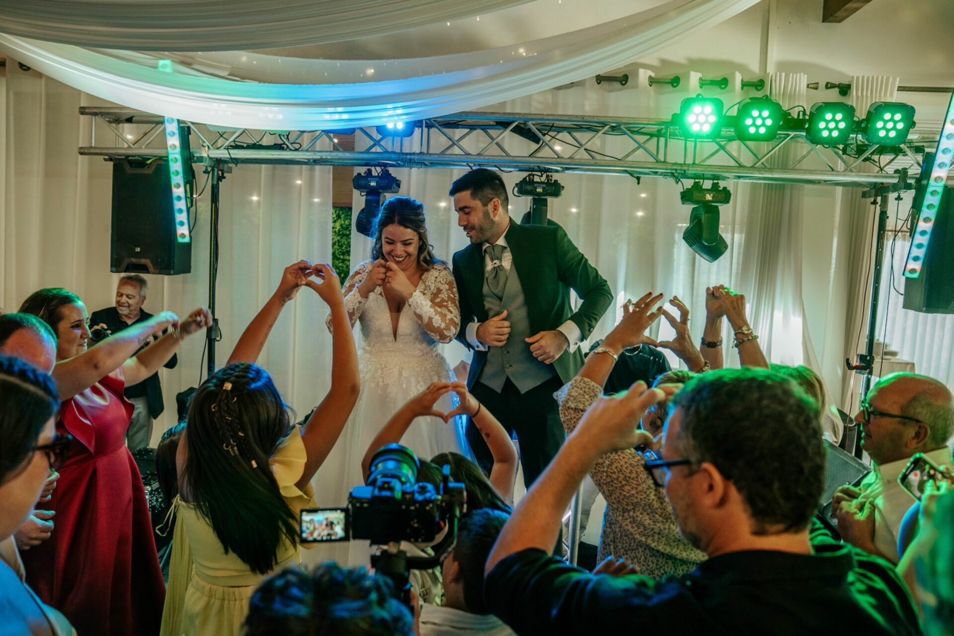 Foto Ariana & Ivo: Um Casamento na Igreja de Oliveira do Conde e Quinta do Vale Minhoto Foto Ariana & Ivo: Um Casamento na Igreja de Oliveira do Conde e Quinta do Vale Minhoto - Imagem 37
