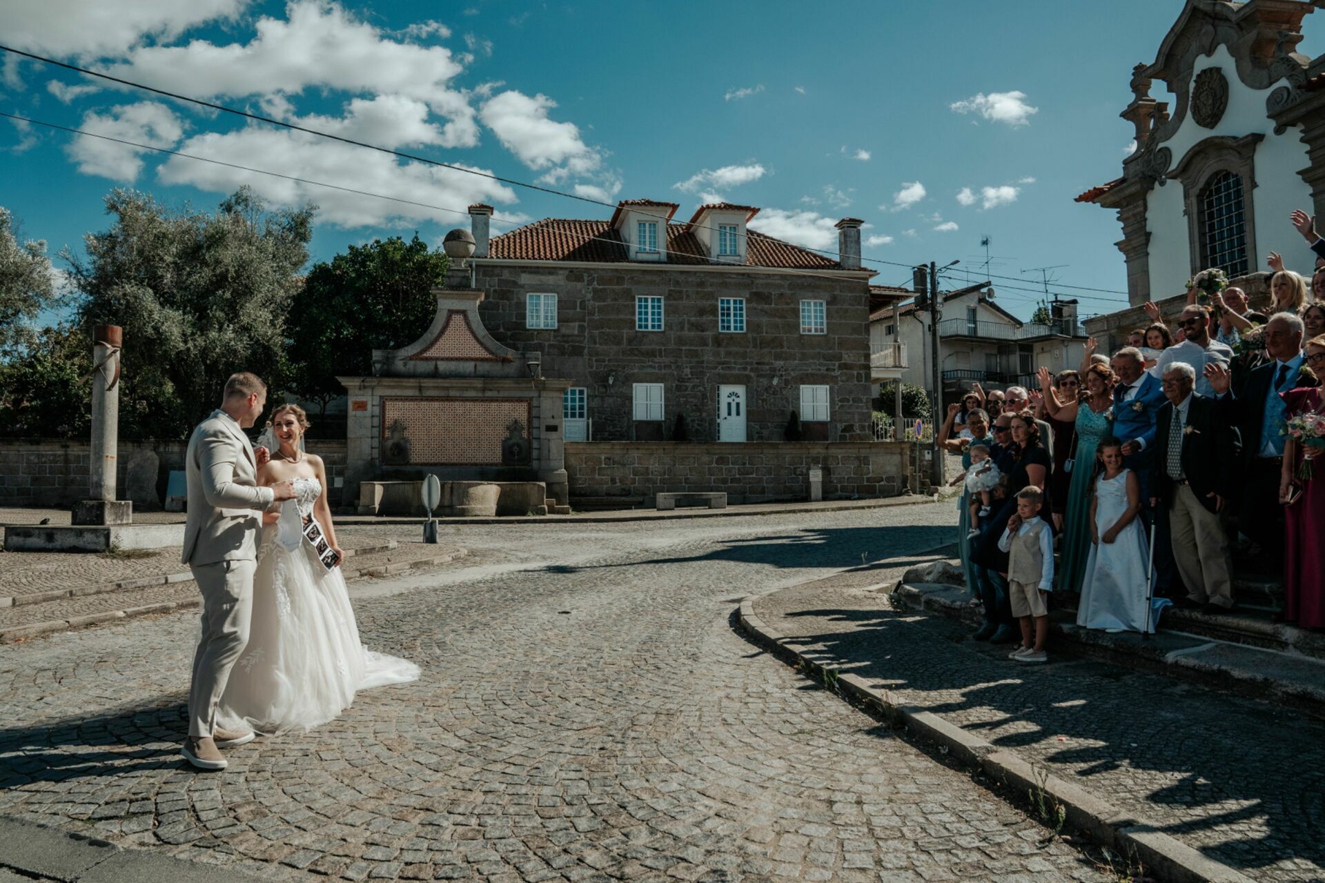 Foto Sara & Dianto: Um Casamento com Duas Revelações no Solar de Vilar Foto Sara & Dianto: Um Casamento com Duas Revelações no Solar de Vilar - Imagem 28