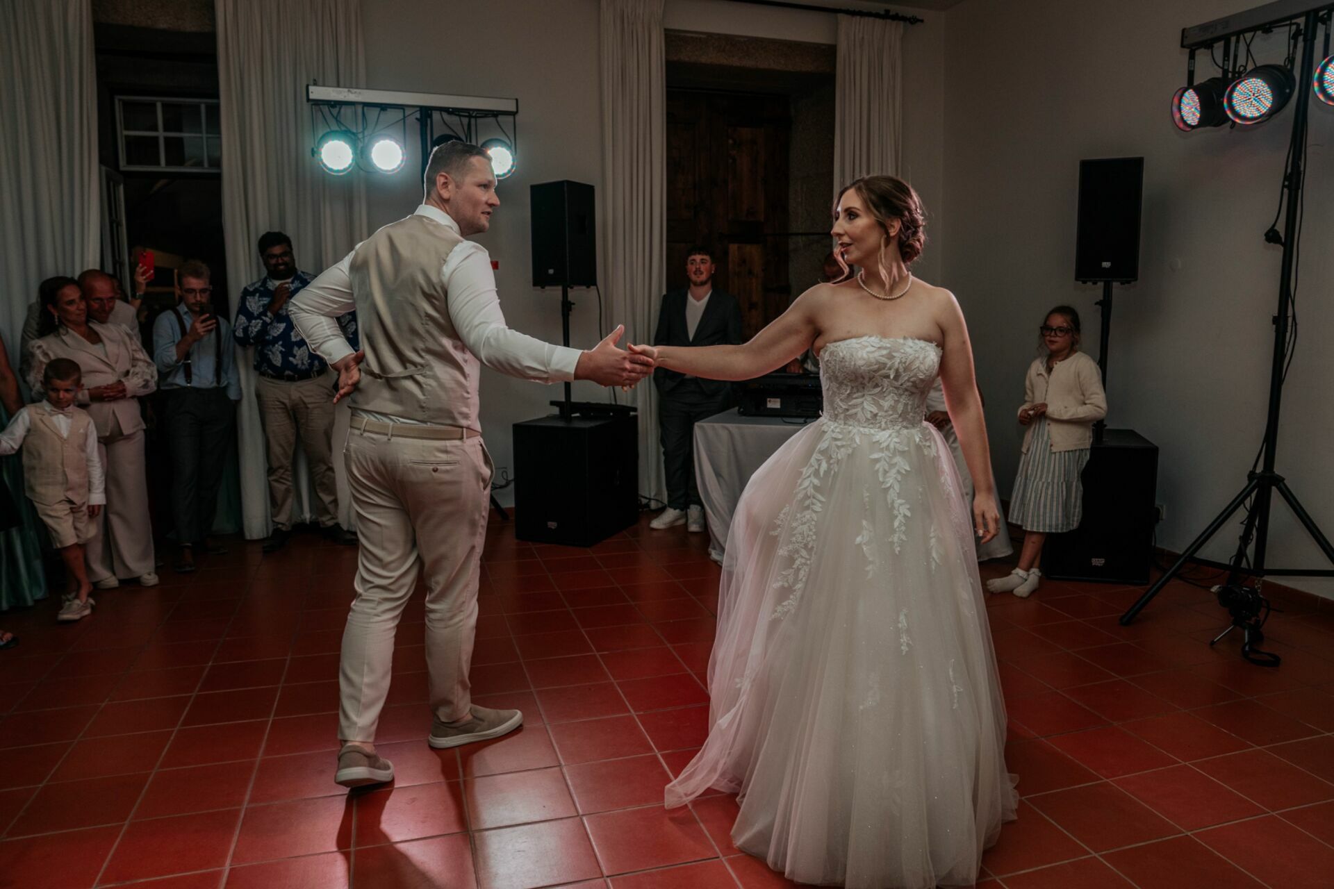 Foto Sara & Dianto: Um Casamento com Duas Revelações no Solar de Vilar Foto Sara & Dianto: Um Casamento com Duas Revelações no Solar de Vilar - Imagem 50