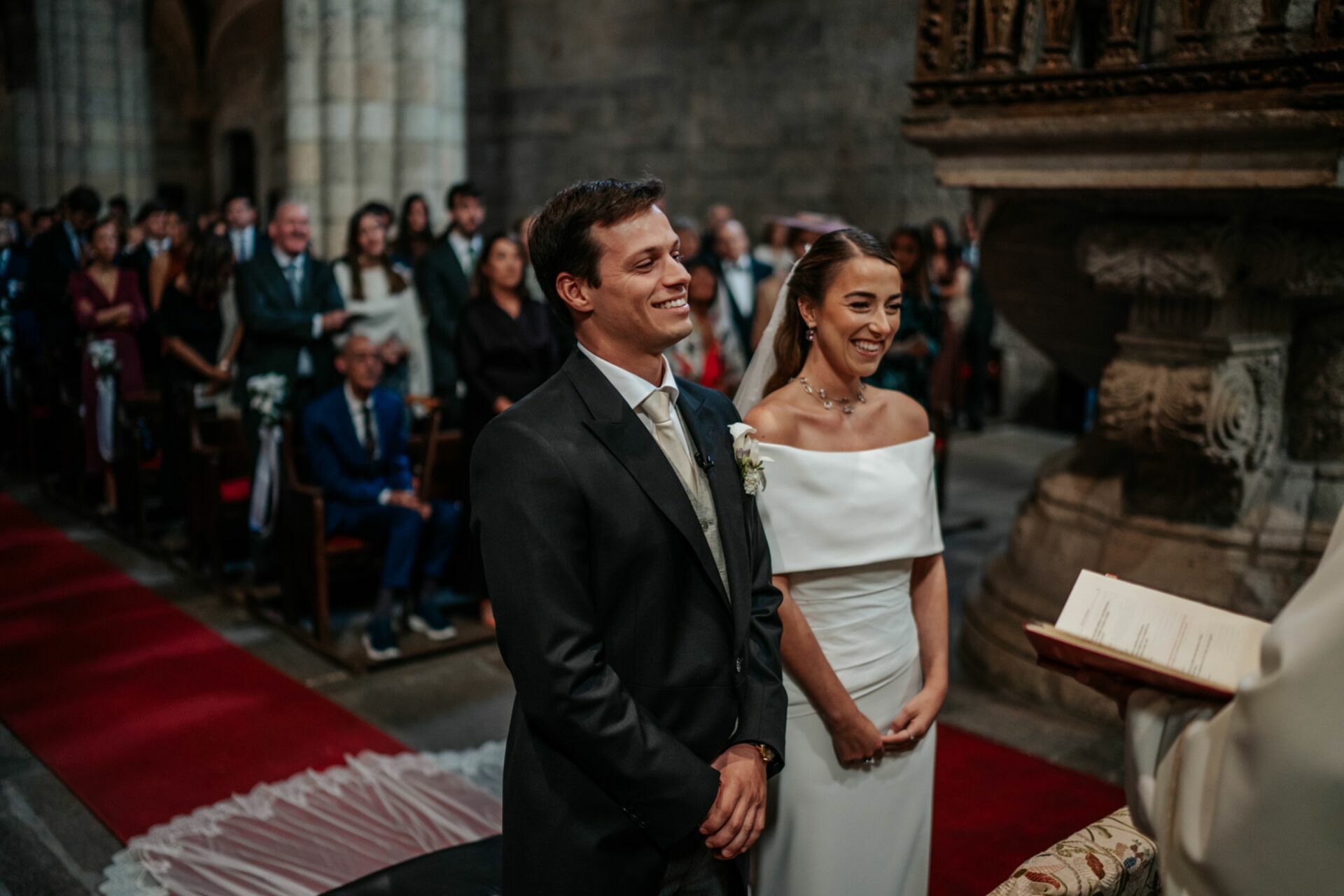 Foto Marta & Manuel: Um Casamento Luso-Espanhol Cheio de Energia na Sé de Viseu e Solar de Vilar Foto Marta & Manuel: Um Casamento Luso-Espanhol Cheio de Energia na Sé de Viseu e Solar de Vilar - Imagem 33